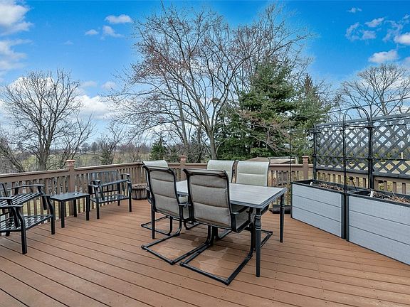 3rd image of 1267 Fall Ln