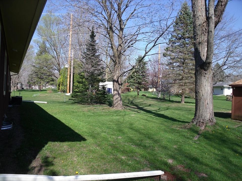 2nd image of S68W13075 Camilla Dr