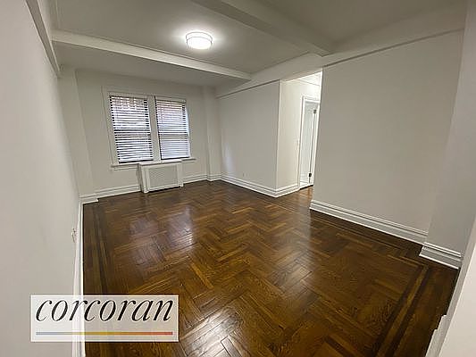 1st image of 25 W 68th St #1G