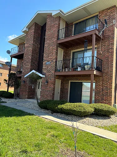 15734 Lake Dr #1 Photo 1