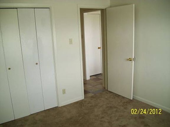 Front Bedroom to Hall