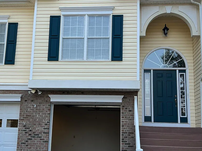 155 Chelsea Cir — Photo 3