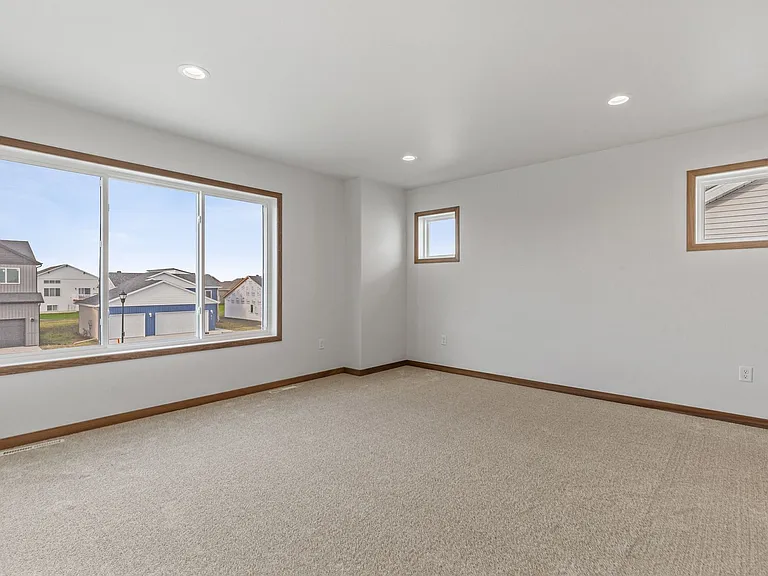 2714 10th St W — Photo 15
