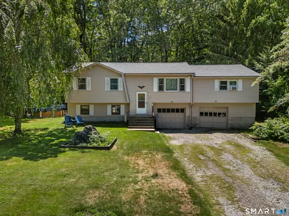 39 Richardson Hill Road, Griswold, CT 06351