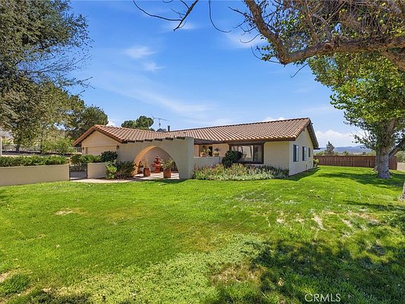 3rd image of 49050 Lake Canyon Dr