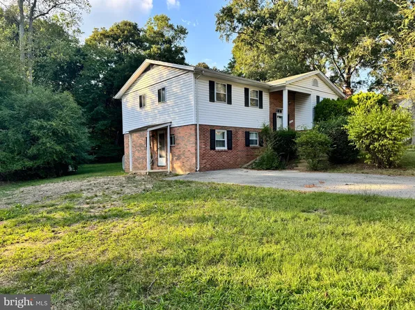 4641 Coastal Blvd, White Plains, MD 20695