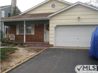 55 Mizzen Rd, Brick, NJ 08723