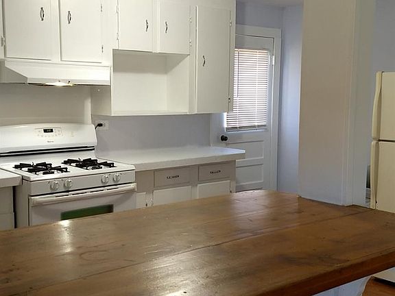4th image of 405 Isherwood
