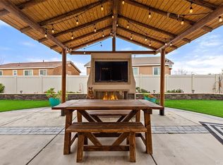 17935 Lacebark Ct, San Bernardino, CA 92407