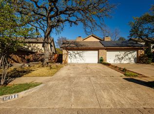 1413 Palmnold Cir E, Fort Worth, TX 76120
