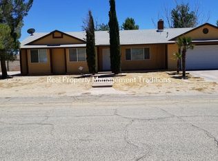 15724 Valeport Ave, Lake Los Angeles, CA 93535