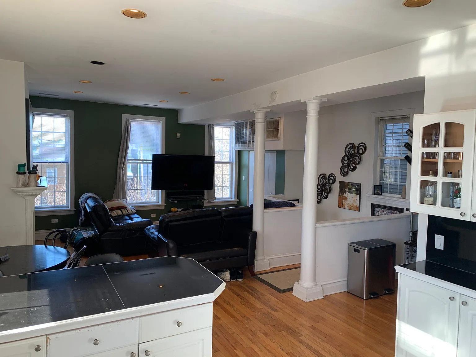 3 bed, 1800 sqft, $2,600 — Photo 4