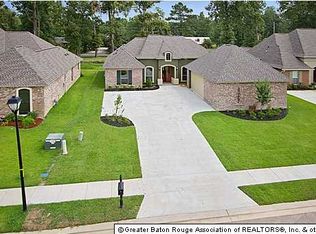 14535 Wisteria Lakes Dr, Central, LA 70818
