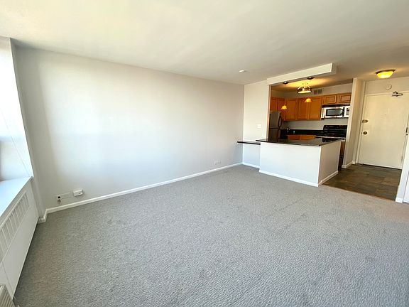 3rd image of 1360 N Sandburg Ter APT 1704C