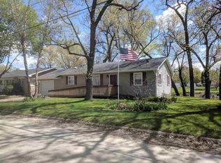 612 2nd Ave SW, Independence, IA 50644