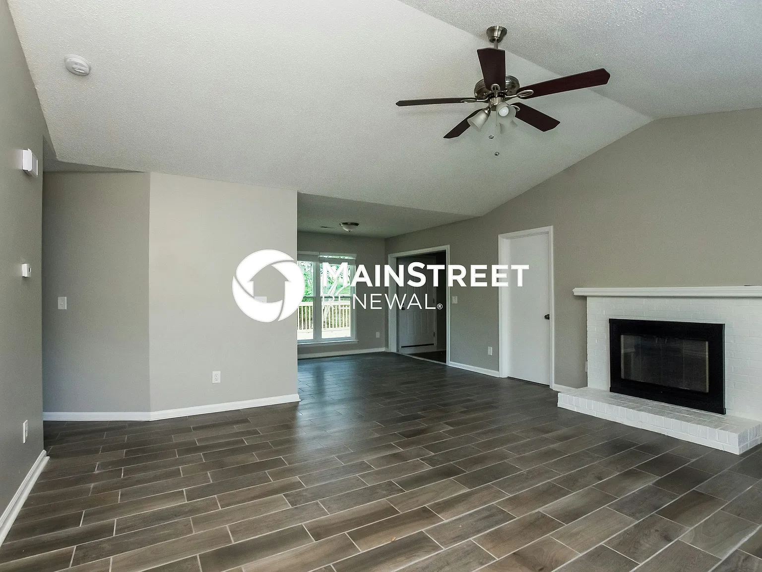 8834 Royal Scot Ln — Photo 3