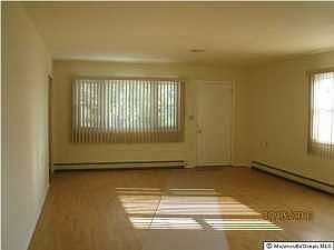 3rd image of 293 Harrington Dr