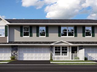 5289 Long Pointe Pass, Woodbury, MN 55129