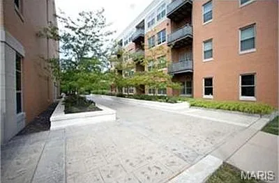 Summit Lofts 