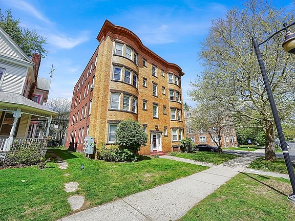 2nd image of 242 Fort Pleasant Ave