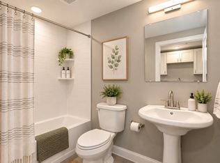 43 Rockingham Rd #226, Windham, NH 03087