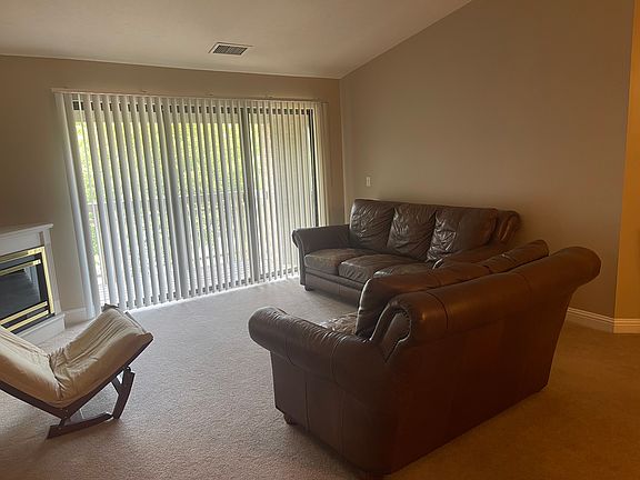 5th image of 3800 Rosemont Blvd APT 101F