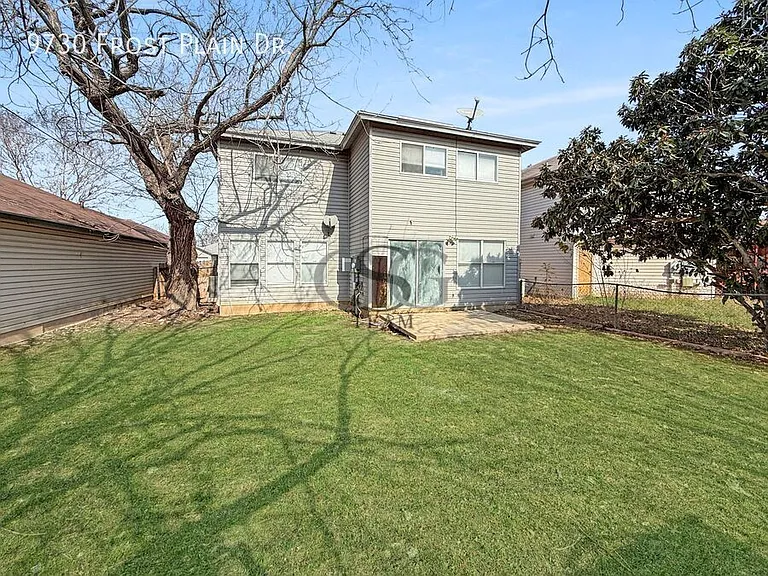 9730 Frost Plain Dr — Photo 8