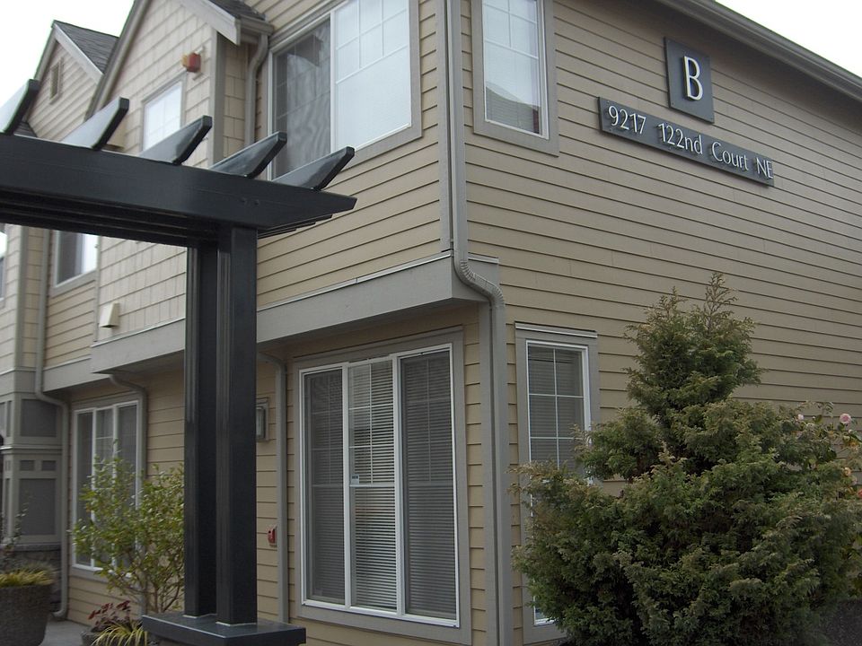 1st image of 9217 122nd Ct NE APT 120