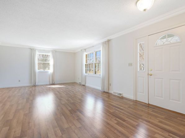 502 8th Ave, Brookings, SD 57006