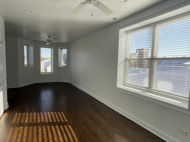 1718 N Richmond St #3 — Photo 3