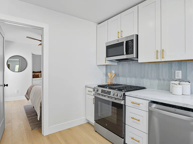 3621 Collier Ave — Photo 7