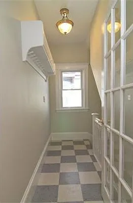 6 bed, 2400 sqft, $7,500 — Photo 3
