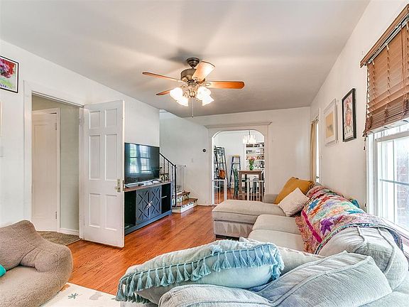 4th image of 3004 NW 12th St