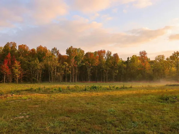 1283 Riverbank Rdg, Chattanooga, TN 37415