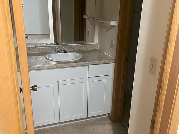 2nd image of N84W15920 Menomonee Ave APT 211