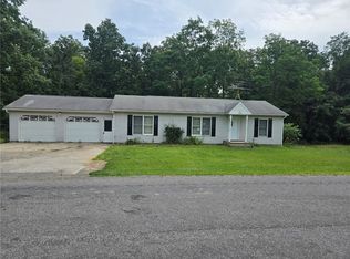 2885 County House Woods Rd, Bluff Pt, NY 14478