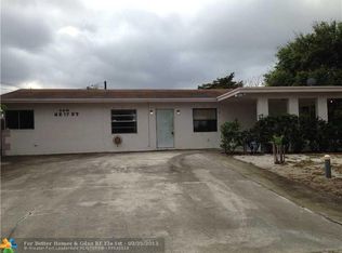 140 NE 17th St, Pompano Beach, FL 33060