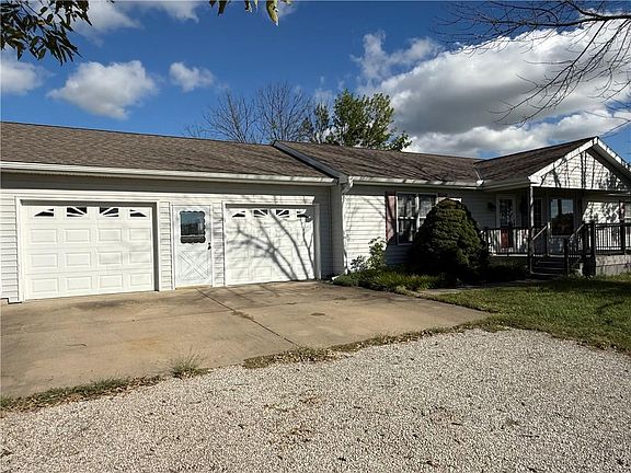3rd image of 4837 Vermont Rd