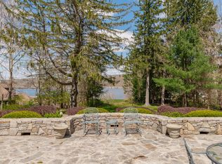 1 Brockway Ferry Rd, Deep River, CT 06417