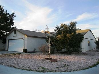 1st image of 5560 Longbow Dr