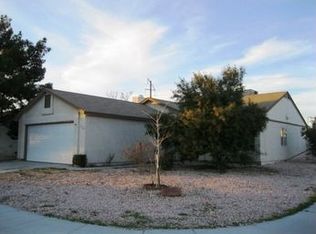 5560 Longbow Dr, Las Vegas, NV 89142