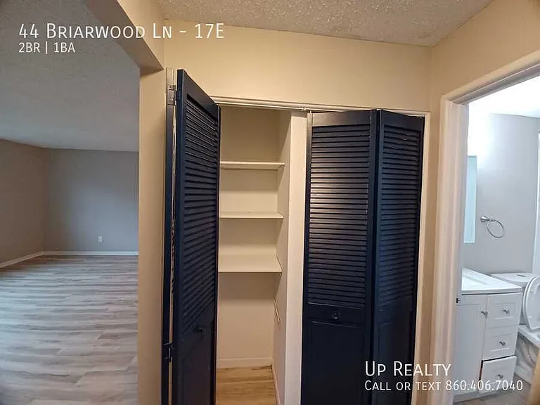 44 Briarwood Ln #17E — Photo 8
