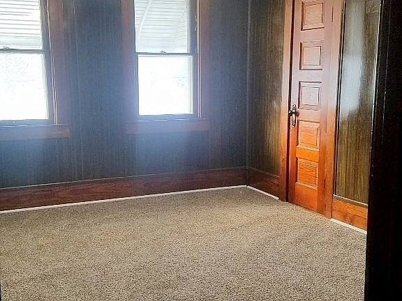 5th image of 3457 W 46th St