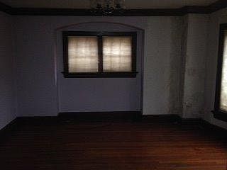 3rd image of 1229 Mount Vernon Ave