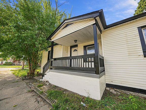4th image of 9205 King Richard St