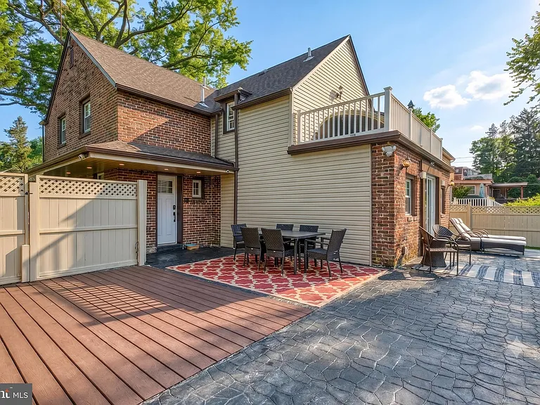 63 Academy Rd — Photo 35
