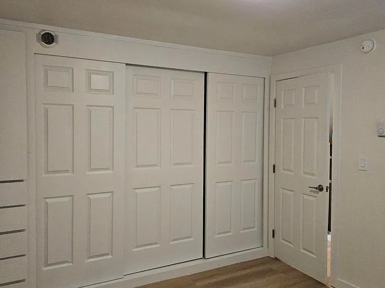 Charles XX Apartments — Photo 13