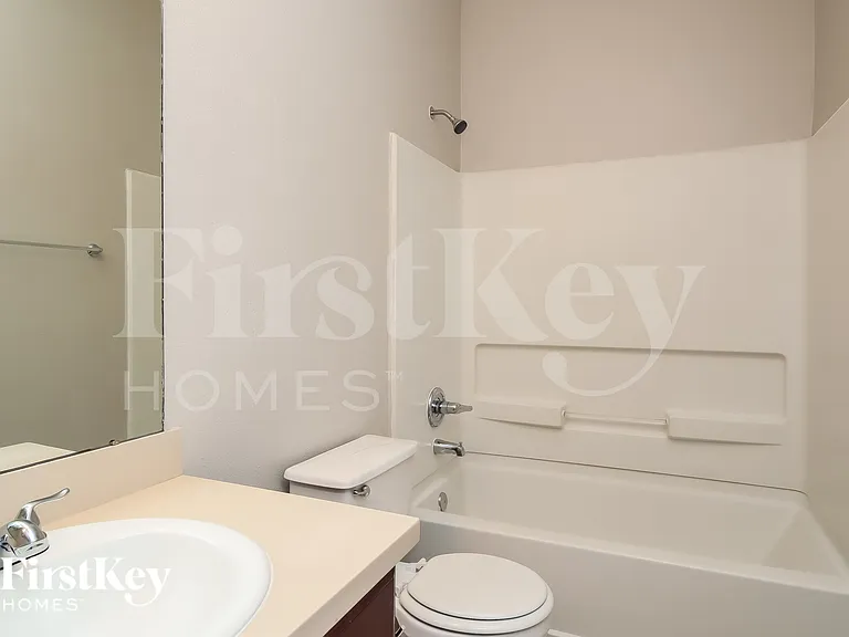 8610 Sunny Gallop Dr — Photo 13