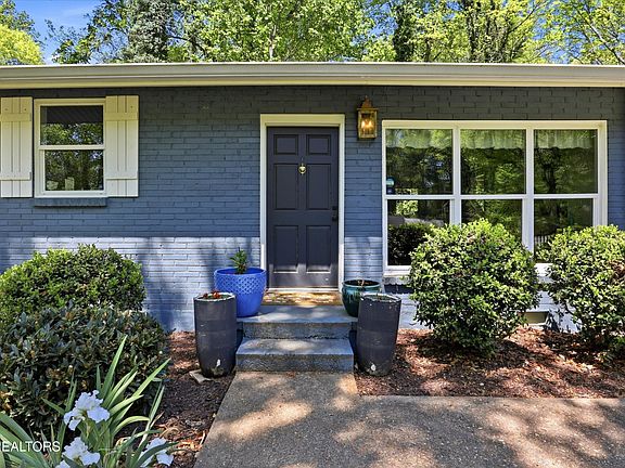 4th image of 305 Beechwood Dr