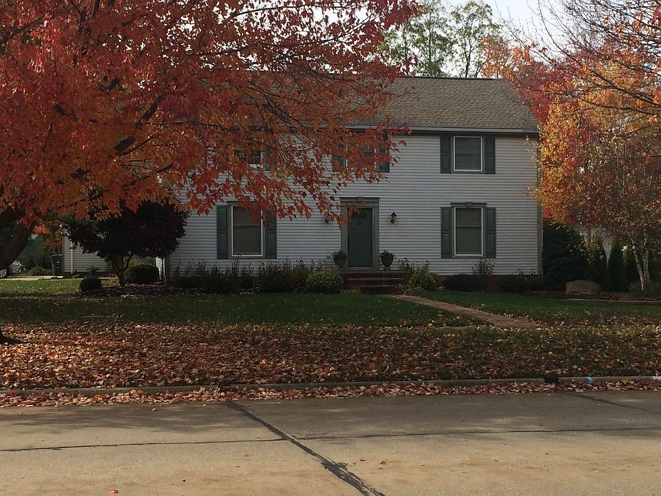 1st image of 374 Farr Ave